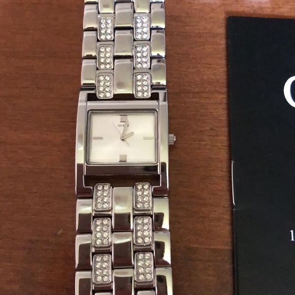 Guess Watch - Picture 4 of 4